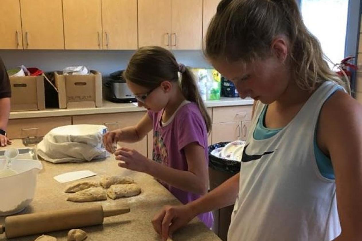 Photo of VCHS, Nebraska Extension Partner to Offer National Kids Baking Workshops Locally